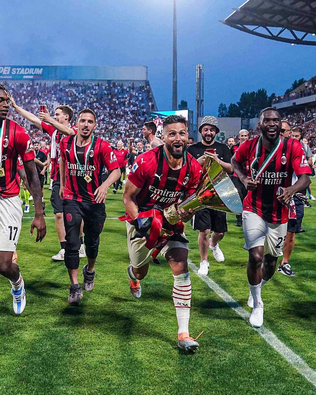 日职乙半场：神代庆人、村上悠绯破门，爱媛1-1熊本