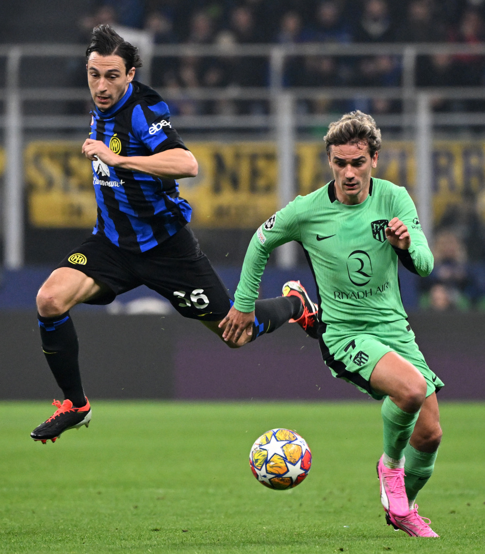 击逼迫出球 击逼迫出球